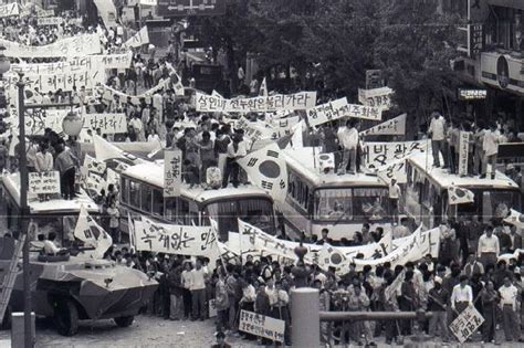 O Movimento de 19 Abril e a democratização da Coreia do Sul: Uma análise aprofundada do legado de Kim Dae-jung